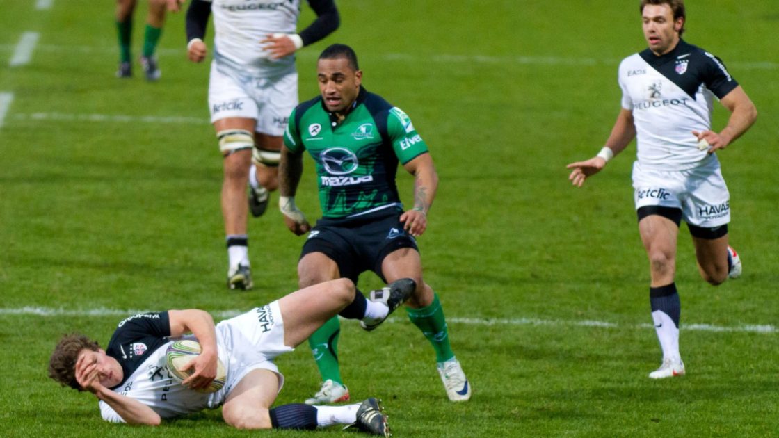 connaught-rugby-tackle
