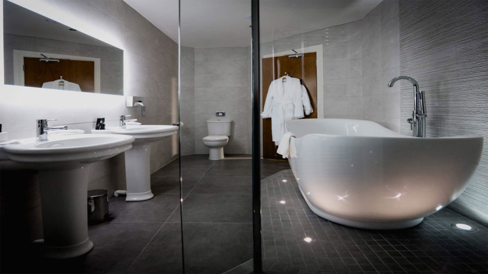Bridal Suite Bathroom at the Claregalway Hotel