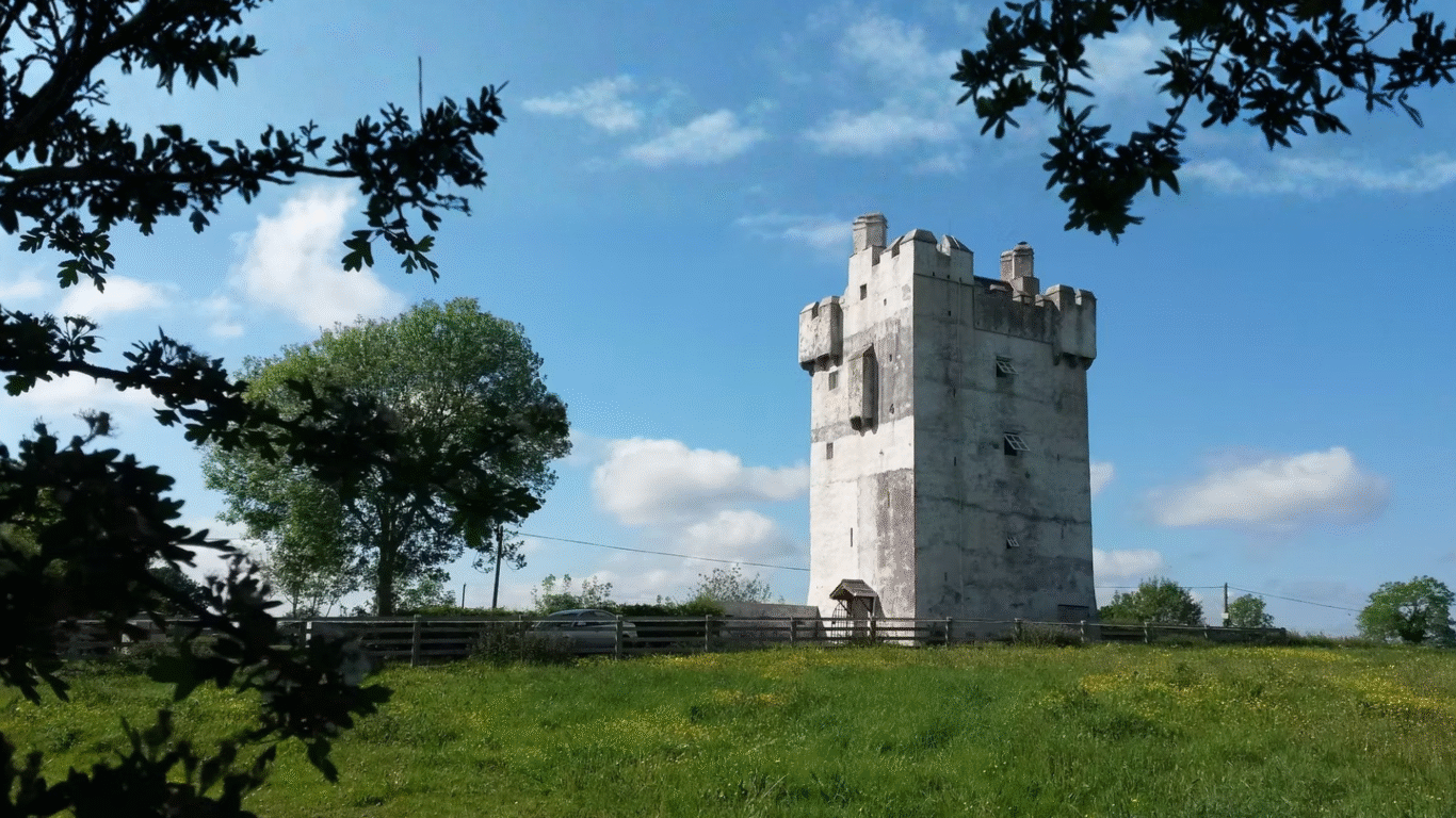 Brackloon Castle and Farm