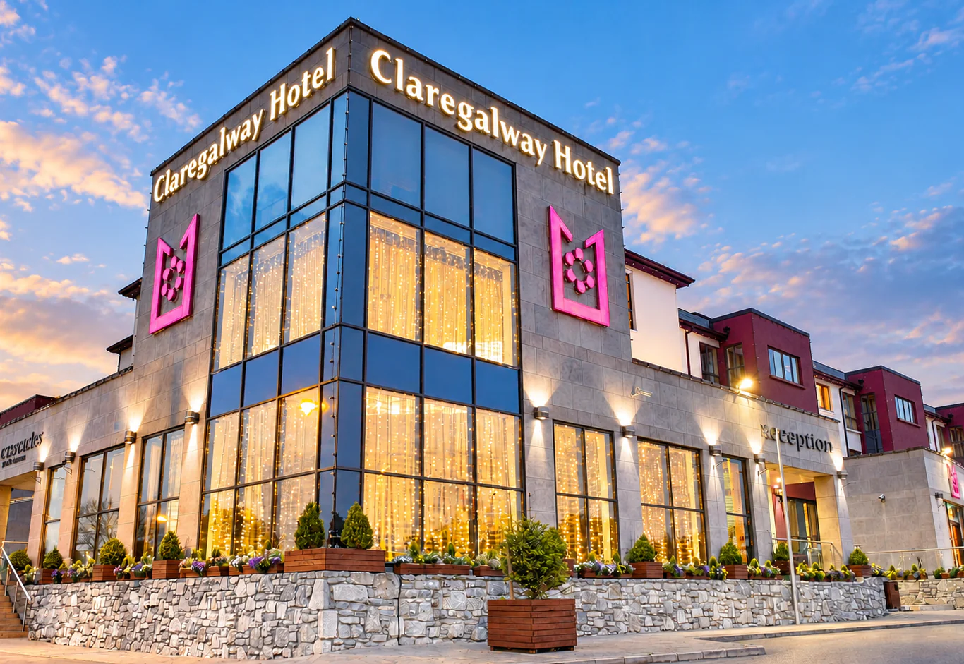 Twilight Claregalway Hotel Facade